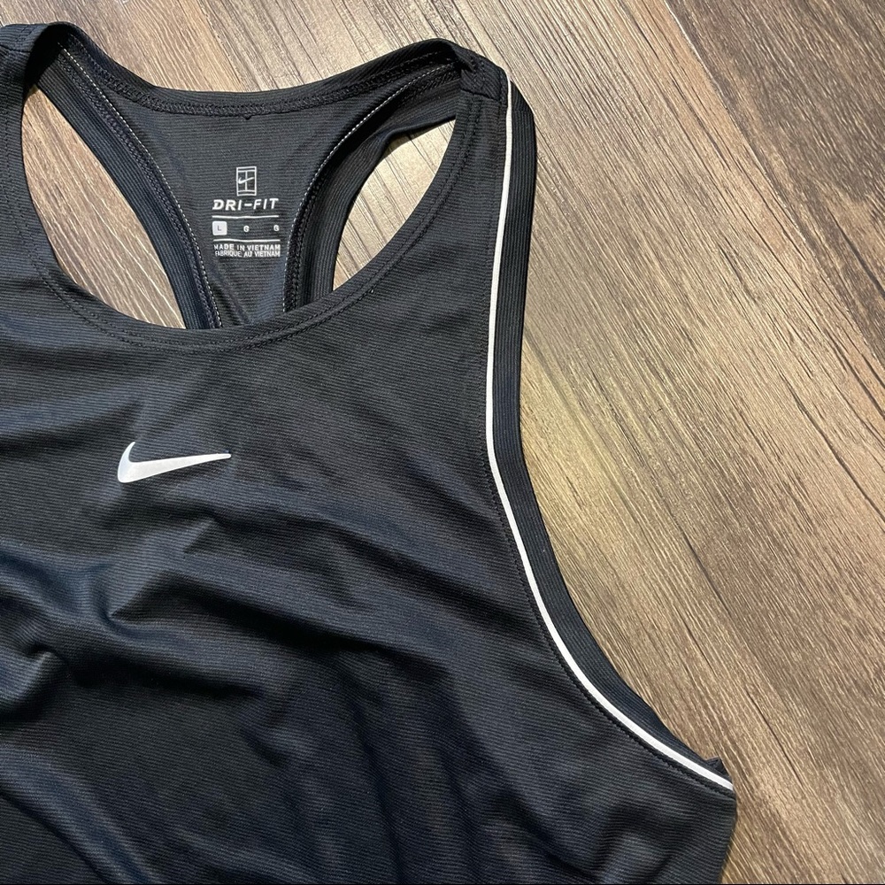 Nike DRI FIT Athletic Racer Back Tank Top